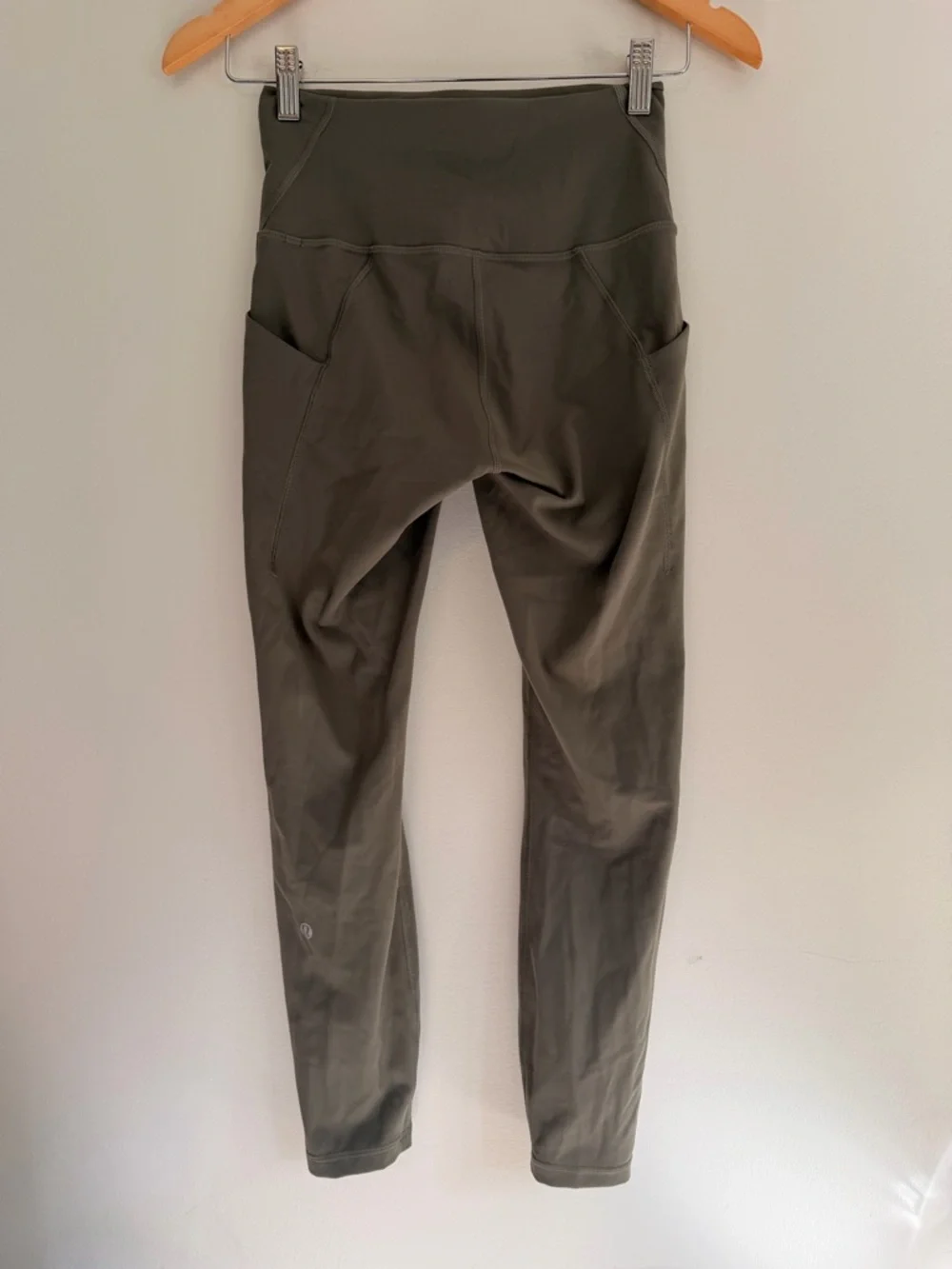 Wunder Train High-Rise Tight with Pockets 25” - Picture 2 of 5